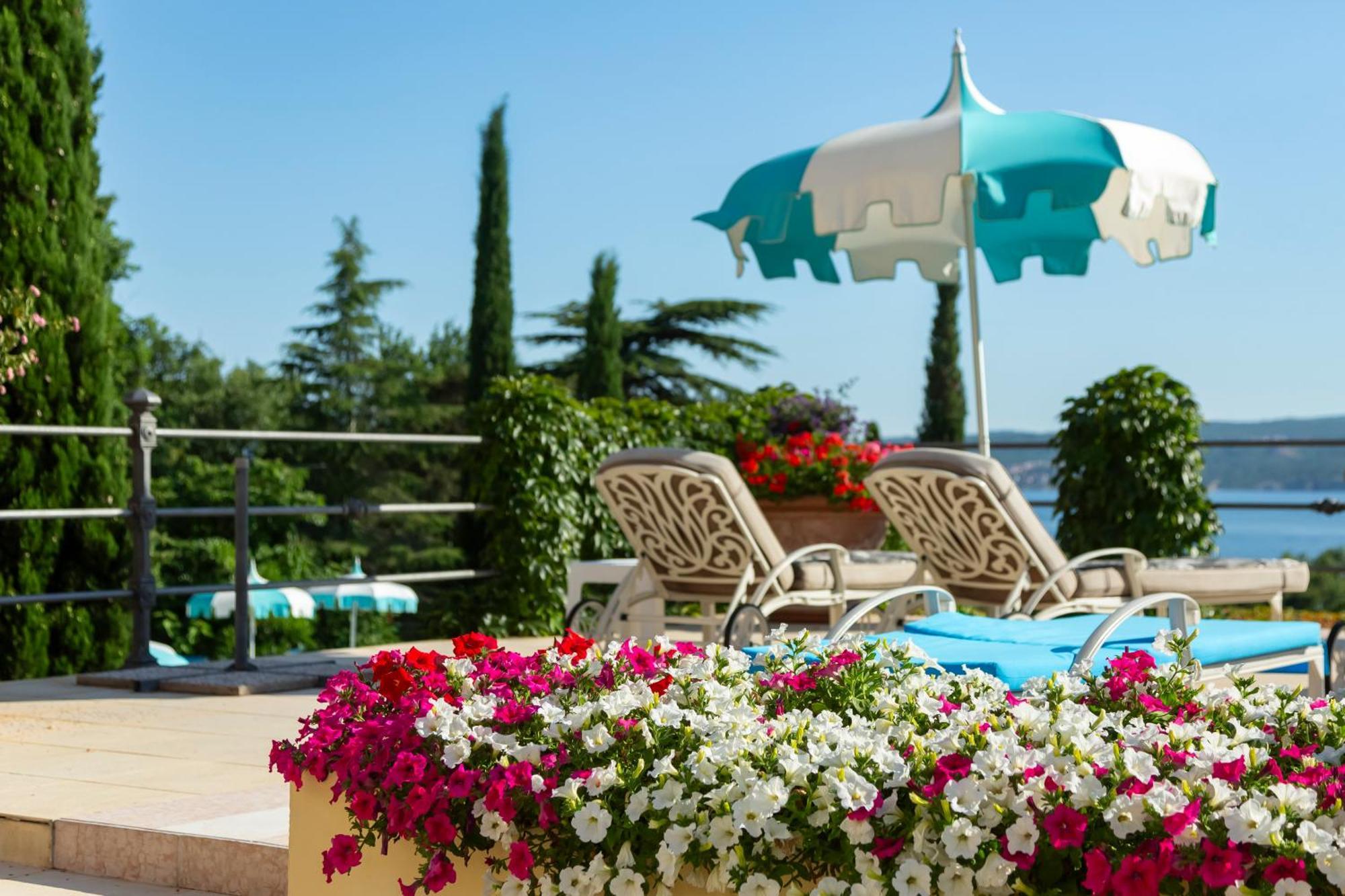Hotel Kvarner Palace Crikvenica Exterior foto